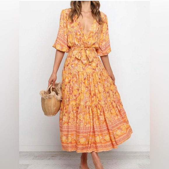 Petal + Pup Zesty Orange maxi Dress Large - Picture 1 of 13